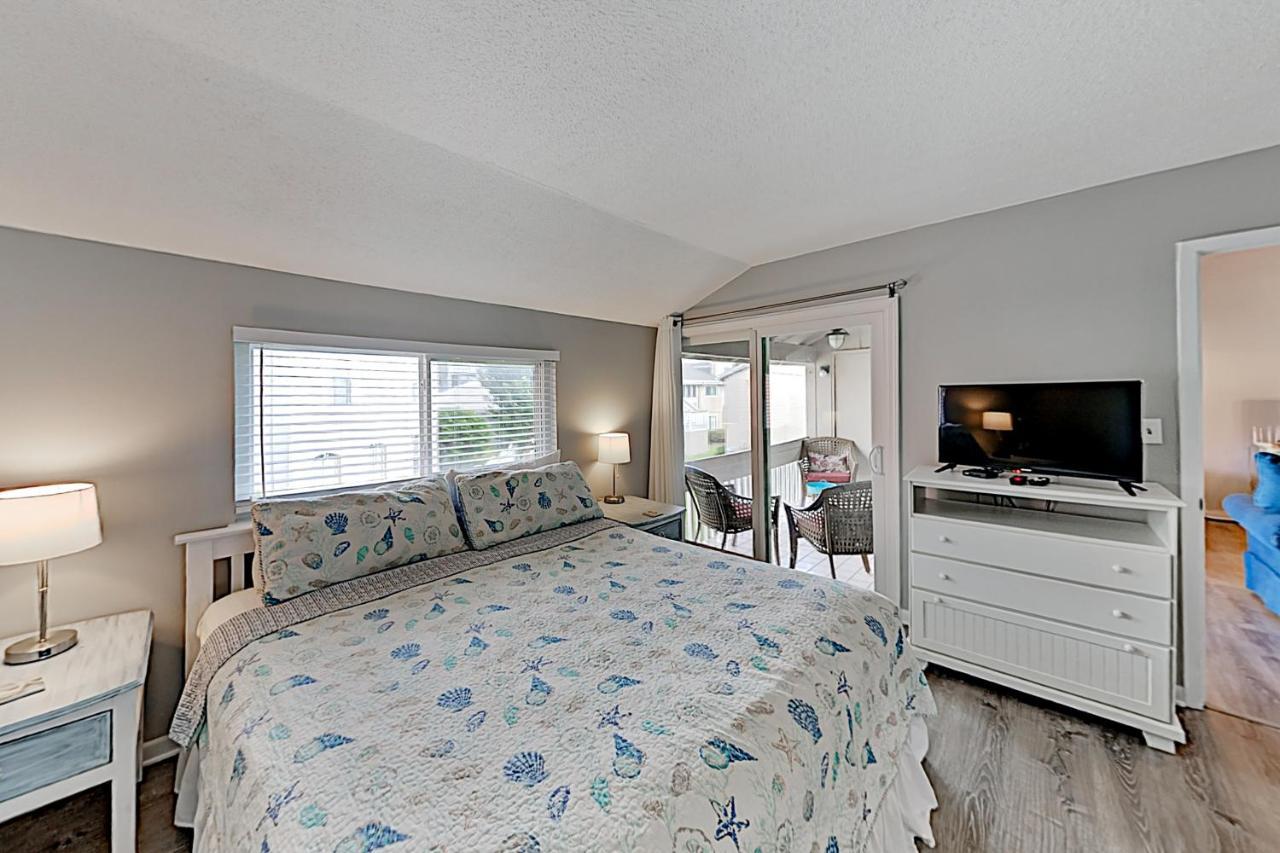 Chateau La Mer Destin Bagian luar foto